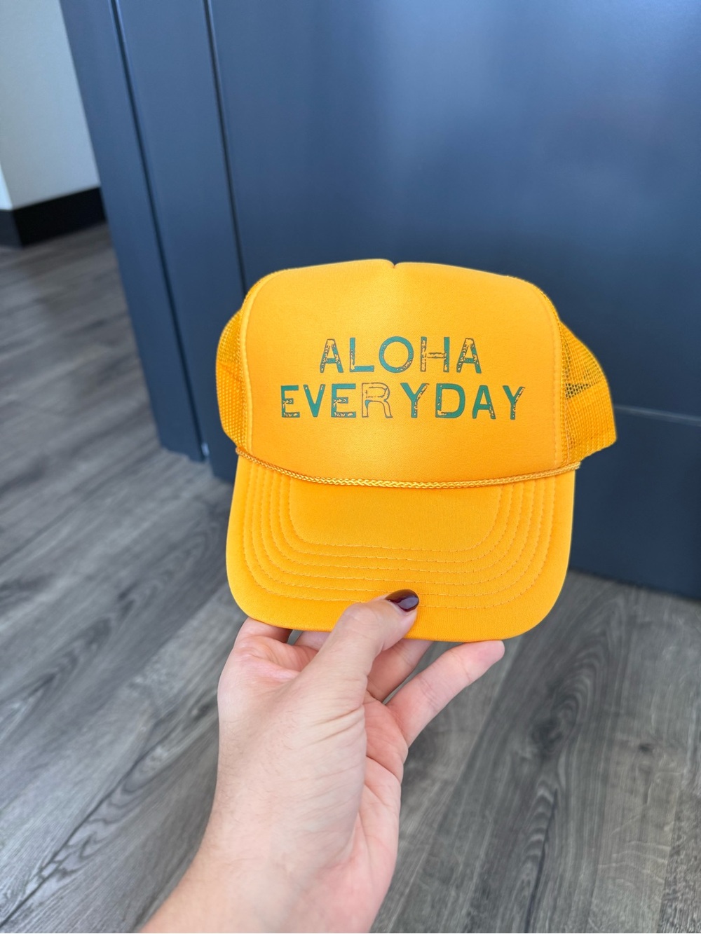 ALOHAS Everyday Yellow Mesh Trucker Hat